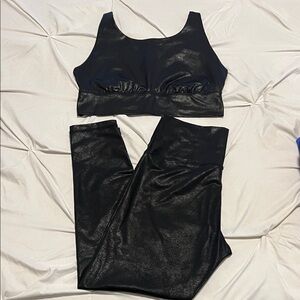 Aerie Goals Leggings + Bra Set